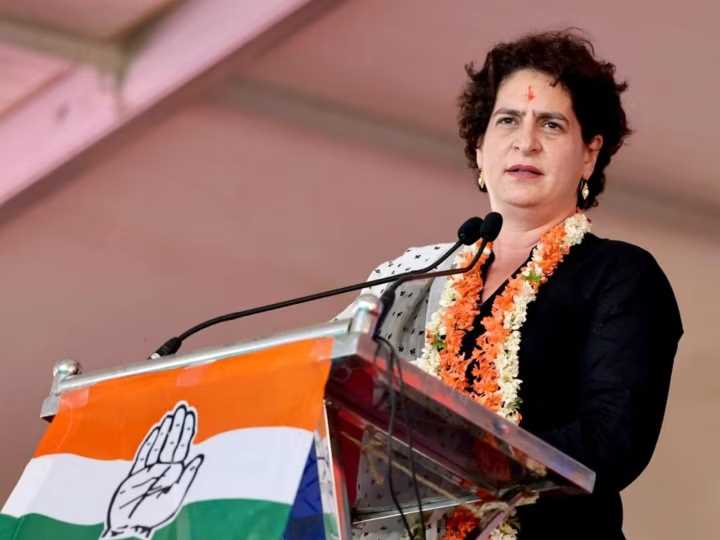 काल्पनिक मुद्दों के सहारे जनता को गुमराह कर रहे हैं मोदी : प्रियंका