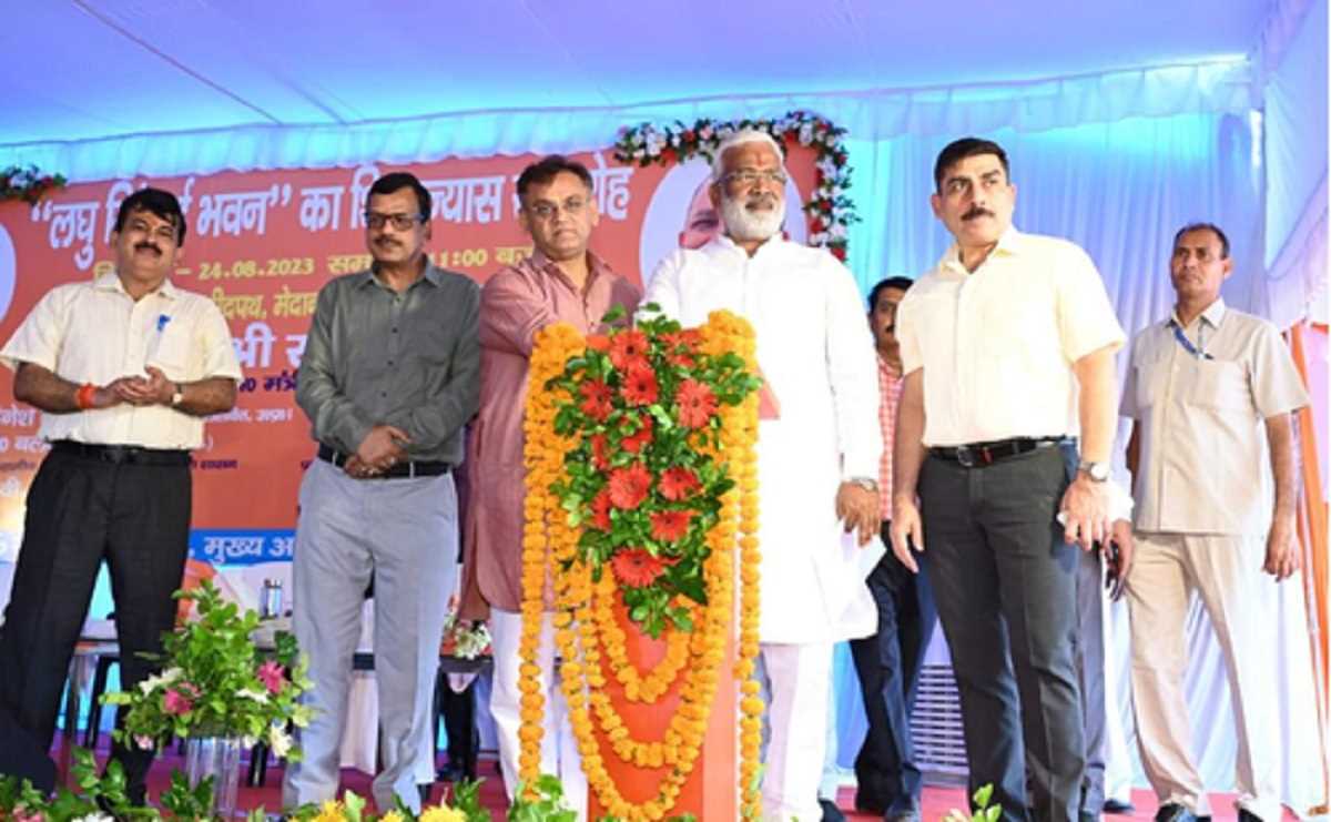 किसानों की आय दोगुना करने की दिशा में यूपी सरकार अग्रसर : जल शक्ति मंत्री