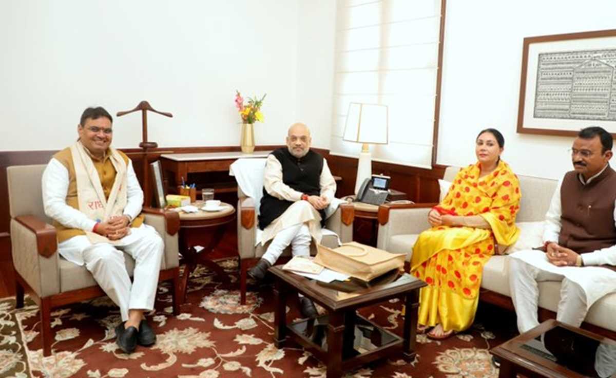 भजन लाल शर्मा ने दोनों डिप्टी सीएम के साथ की पीएम मोदी से मुलाकात