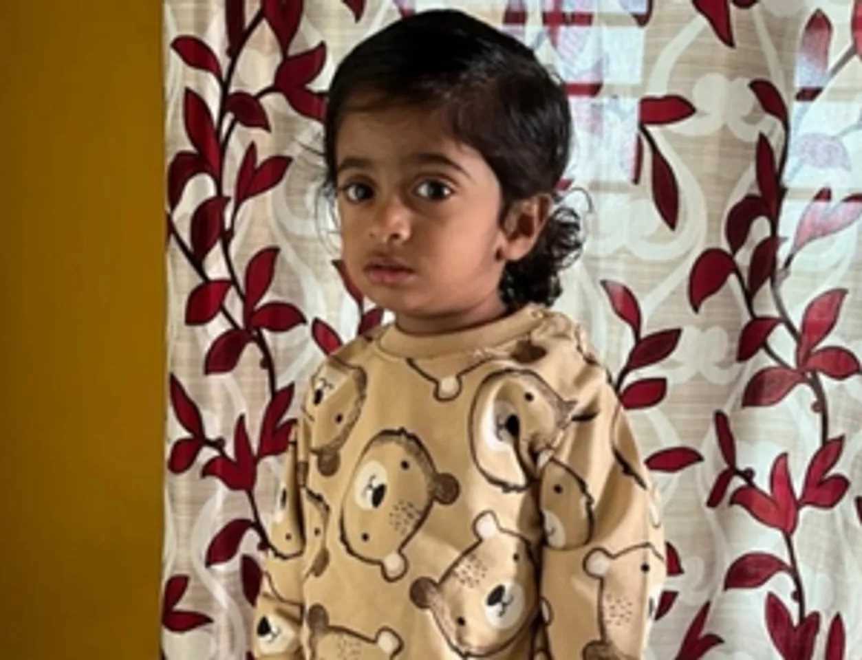 बेंगलुरु: जेसीबी ने घर के बाहर खेल रहे दो साल के मासूम को कुचला, मौत