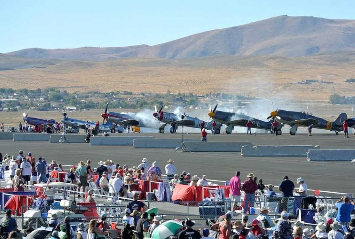 अमेरिकी एयर रेसिंग शो में 2 पायलटों की मौत