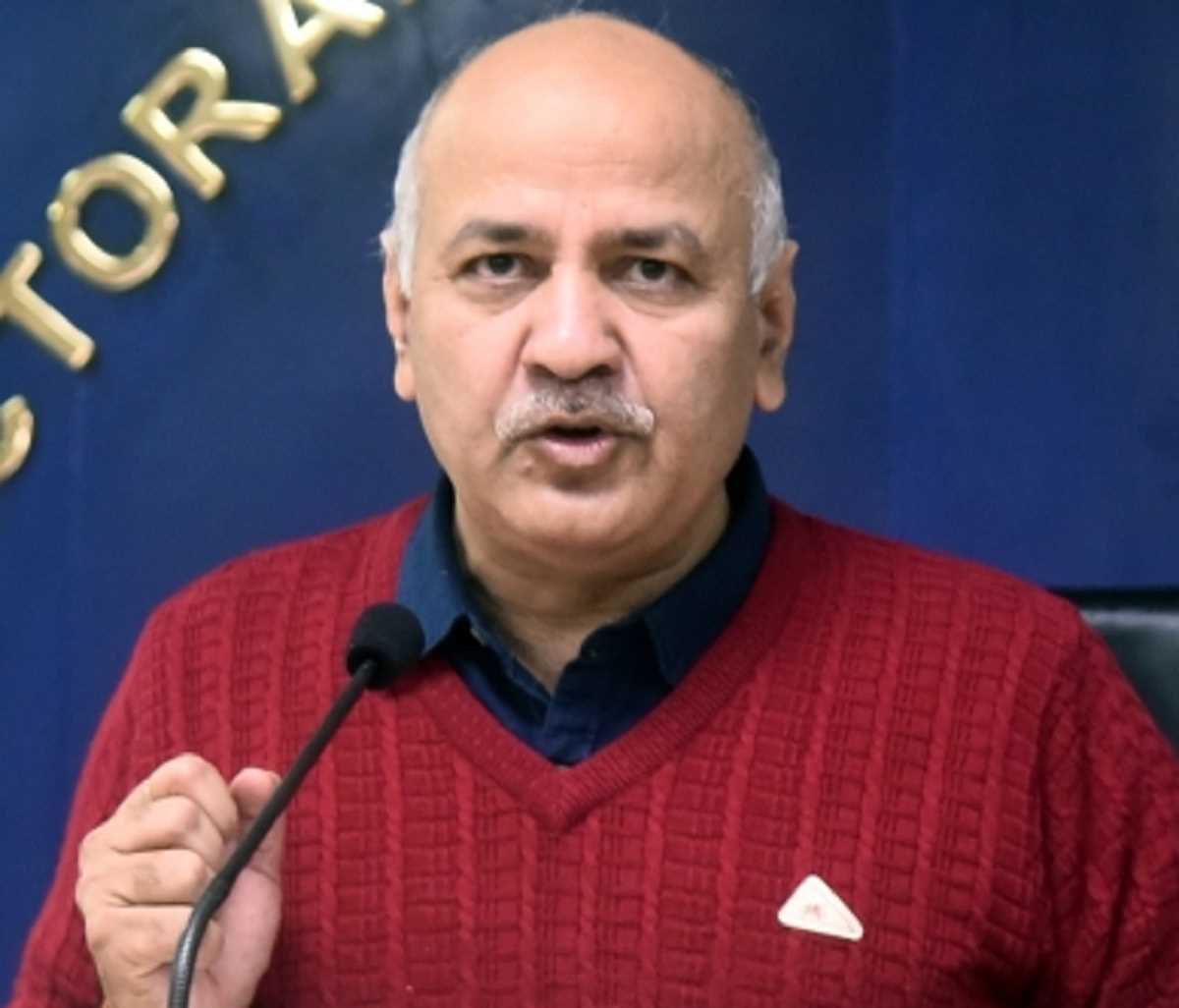 मनीष सिसोदिया ने एलजी को लिखा पत्र, कहा- मोहल्ला क्लीनिकों में बाधा डालने वाले अधिकारियों को दंडित करें