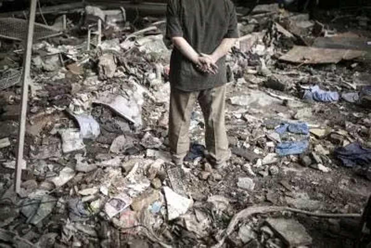 ईरान में इमारतें गिरने से तीन की मौत, 11 घायल