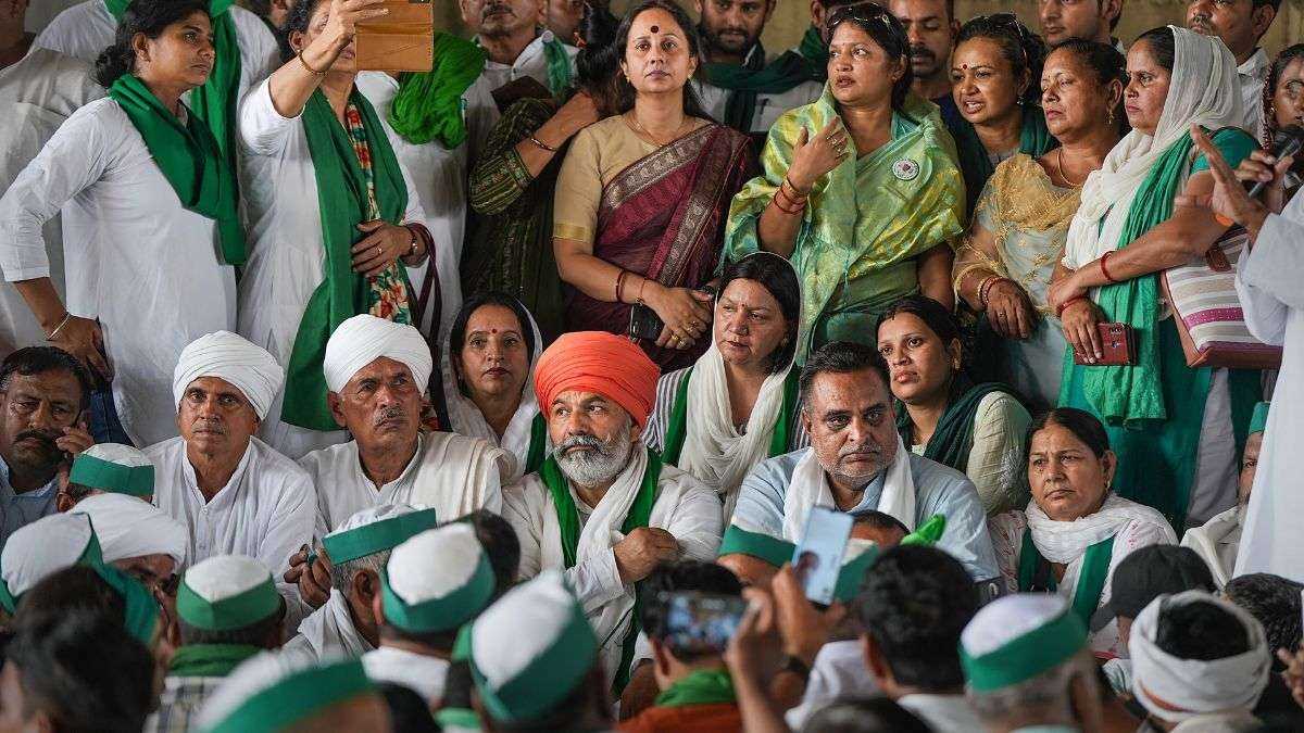 राकेश टिकैत बोले : पहलवानों का एजेंडा पंचायतों में रखेंगे, खाप लेगी फैसला राकेश टिकैत बोले : पहलवानों का एजेंडा पंचायतों में रखेंगे, खाप लेगी फैसला