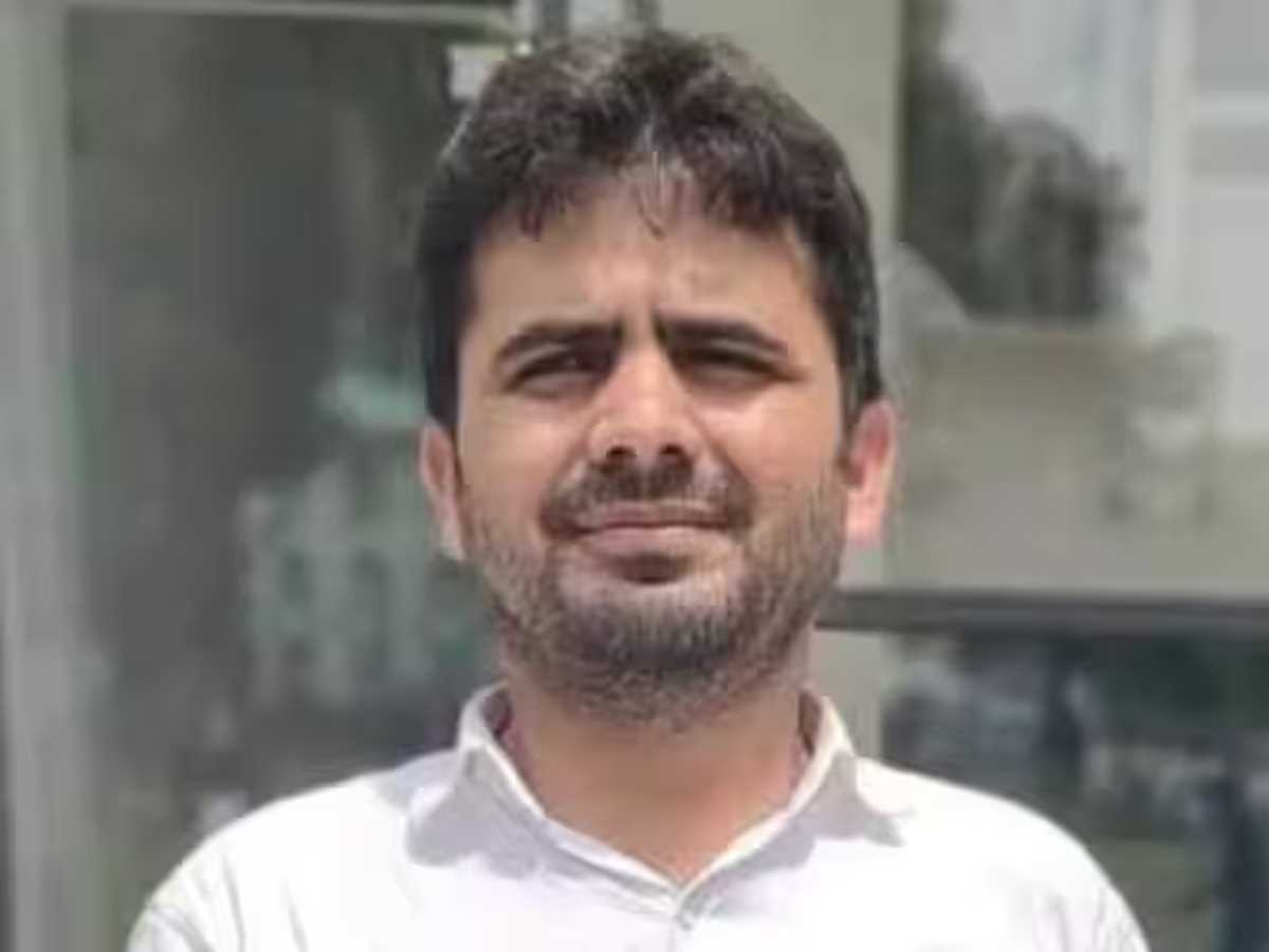 जम्मू-कश्मीर : धारा 370 पर बहस के बाद निलंबित किए गए लेक्चरर बहाल