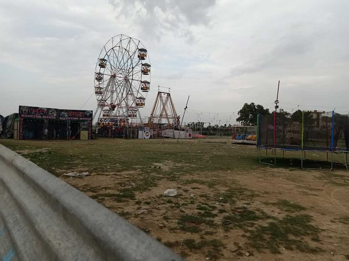 रबूपुरा : बगैर अनुमति हो रहा मेला का आयोजन रबूपुरा : बगैर अनुमति हो रहा मेला का आयोजन