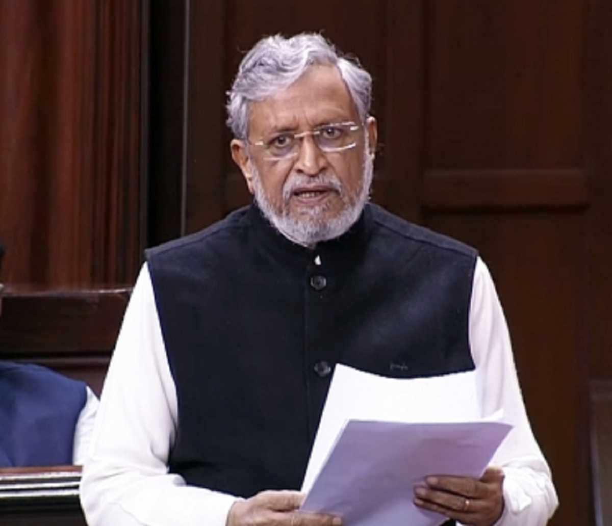 सुशील मोदी ने 2000 रुपये के नोटों की कमी का उठाया मुद्दा