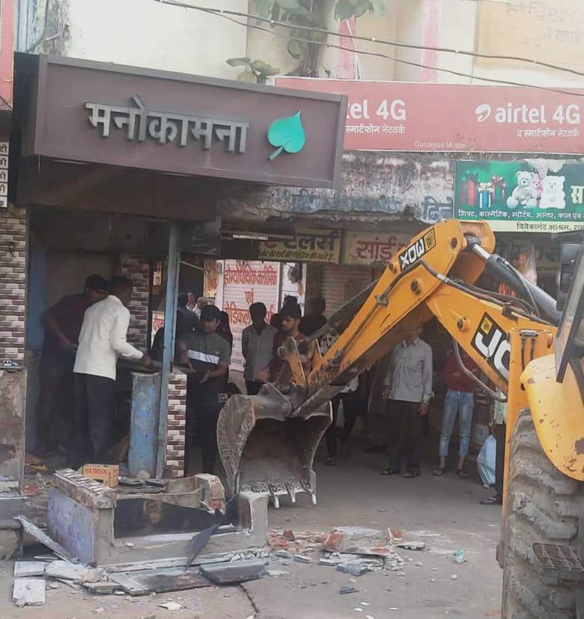 आरडीए ने 25 दुकानों के अवैध कब्जे हटाए