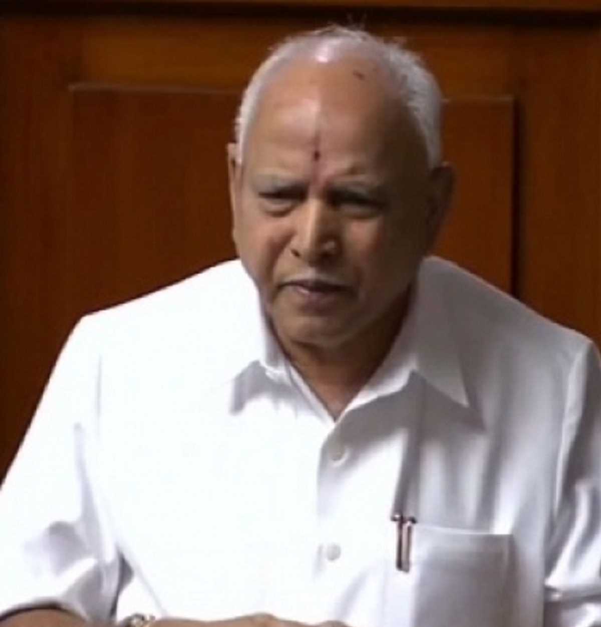 लिंगायत वोटों के लिए येदियुरप्पा को लुभाने को भाजपा के शीर्ष नेता लगा रहे दौड़