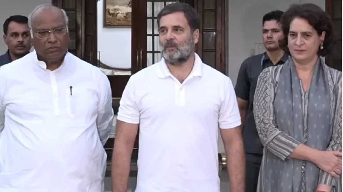 वायनाड भूस्खलन पर खरगे, राहुल और प्रियंका गांधी ने जताया दुख