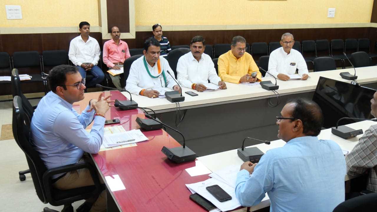 8 दिसम्बर तक जोड़े व हटाये जाएंगे नाम फोटो निर्वाचक नामावली का विशेष संक्षिप्त पुनरीक्षण 2023 कार्यक्रम प्रारंभ