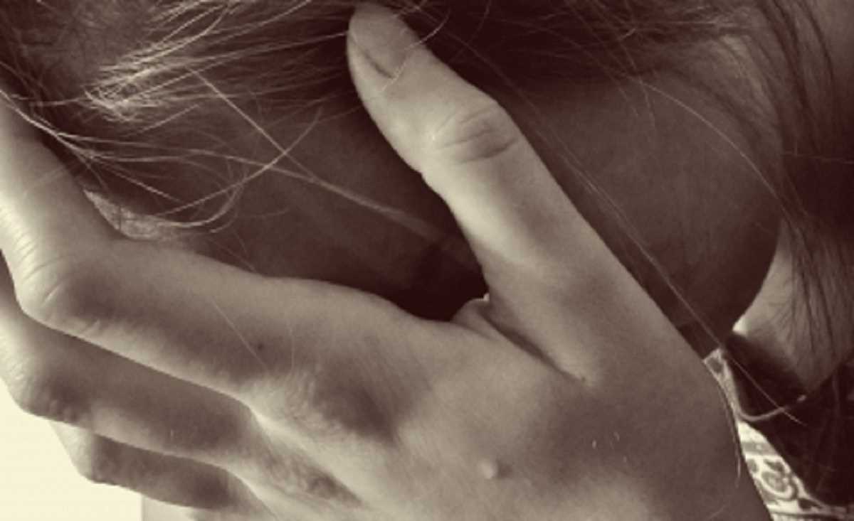 लड़की को कार में खींचने और एसिड अटैक की धमकी देने के आरोपी की तलाश में जुटी दिल्ली पुलिस