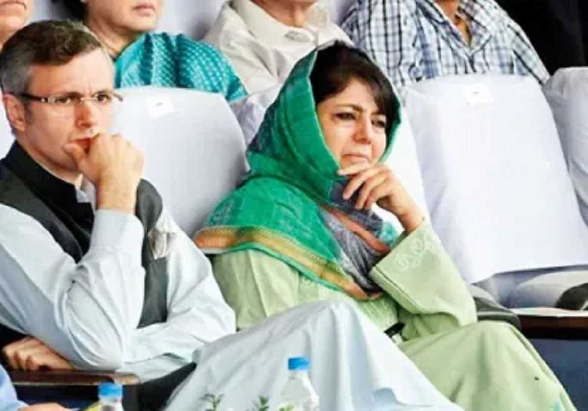 अनुच्छेद 370 पर फैसले से पहले जम्मू-कश्मीर के कई नेता नजरबंद