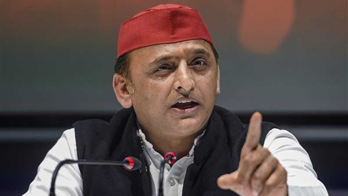 भाजपा पिछड़ों और दलितों को मानती है शूद्र : अखिलेश