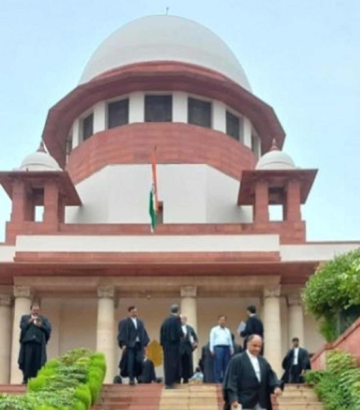 सुप्रीम कोर्ट ने समान नागरिक संहिता लागू करने को उत्तराखंड, गुजरात की समितियों के खिलाफ याचिका की खारिज