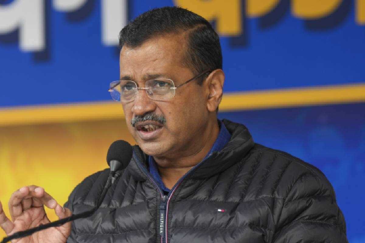 केजरीवाल ने की एक और बड़ी घोषणा, सरकार बनते ही हजारों, लाखों के गलत पानी के बिल कर दिए जाएंगे माफ