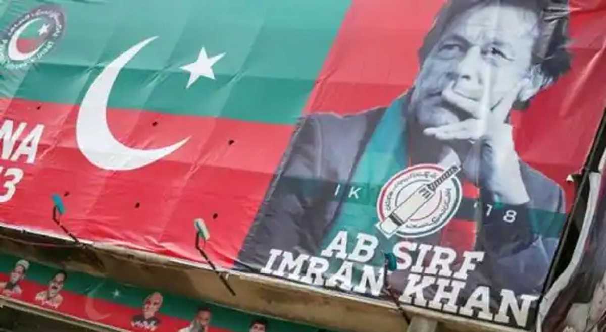 पाकिस्तान: इमरान की पार्टी पीटीआई जुम्मे की नमाज़ के बाद देश भर में विरोध प्रदर्शन करेगी पाकिस्तान: इमरान की पार्टी पीटीआई जुम्मे की नमाज़ के बाद देश भर में विरोध प्रदर्शन करेगी