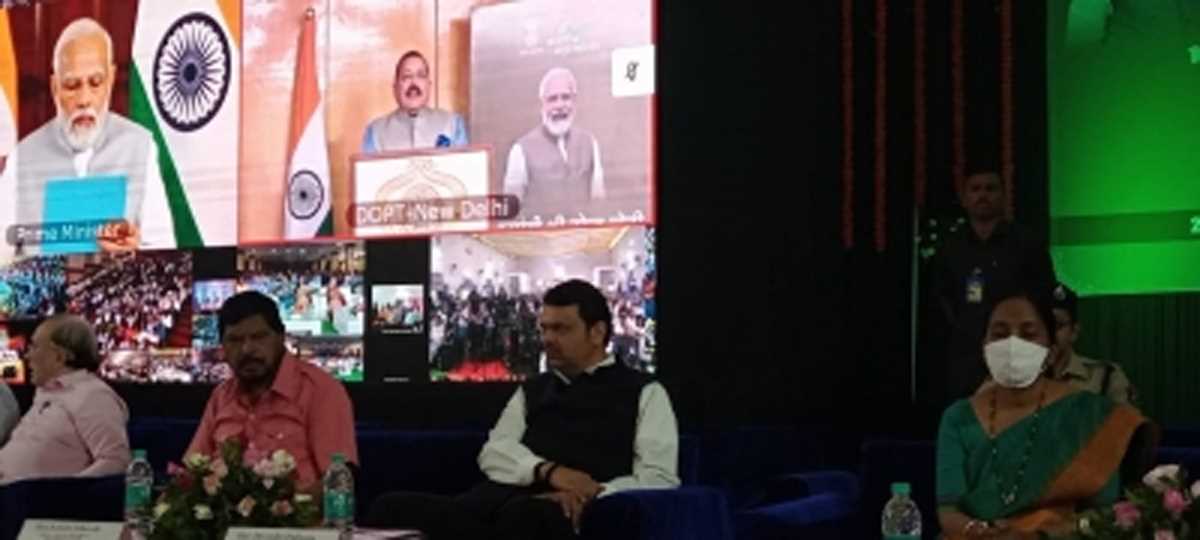 महाराष्ट्र : दिवाली के मौके पर 800 युवाओं को मिले नियुक्ति पत्र, एमवीए ने केंद्र की निंदा की