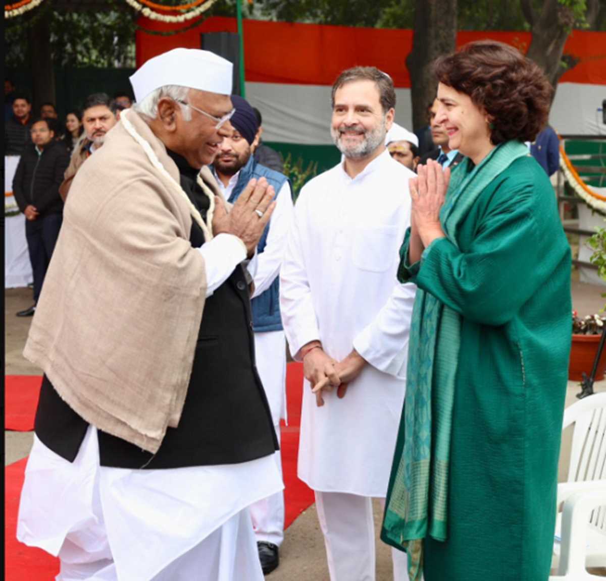 पार्टी स्थापना दिवस पर खड़गे ने कहा - कांग्रेस का मकसद है लोक कल्याण