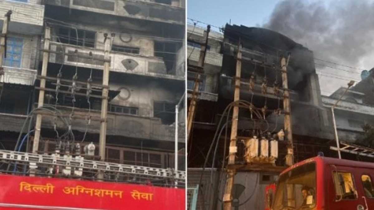 नरेला इंडस्ट्रियल एरिया में जूते बनाने वाली फैक्ट्री में लगी भीषण आग