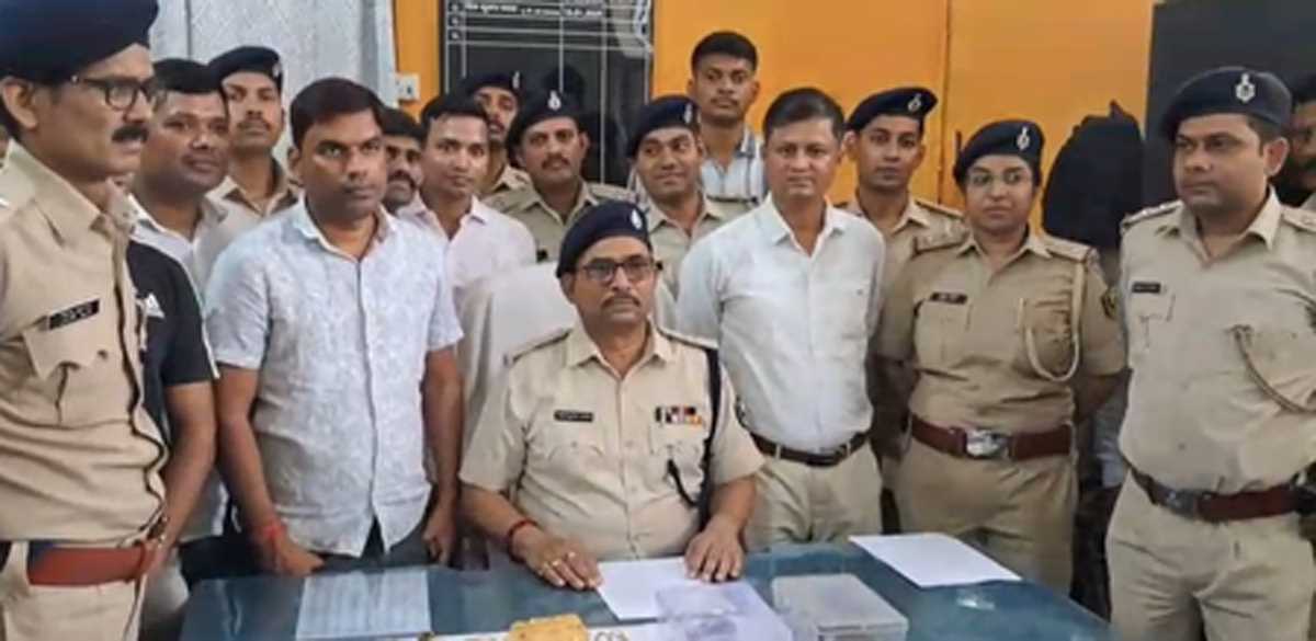 बिहार के समस्तीपुर बैंक लूटकांड का पुलिस ने किया खुलासा, दो लाख के इनामी समेत चार गिरफ्तार