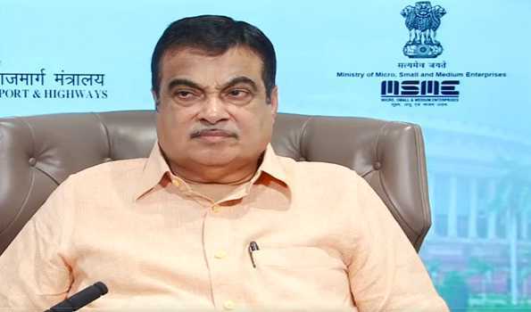आकांक्षी जिलों पर ध्यान केंद्रित करें उद्योग: गडकरी