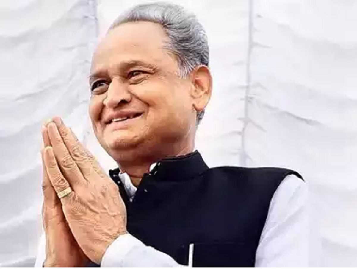 राजस्थान: शुरुआती रुझानों में बीजेपी आगे, सीएम गहलोत को अपने क्षेत्र में बढ़त