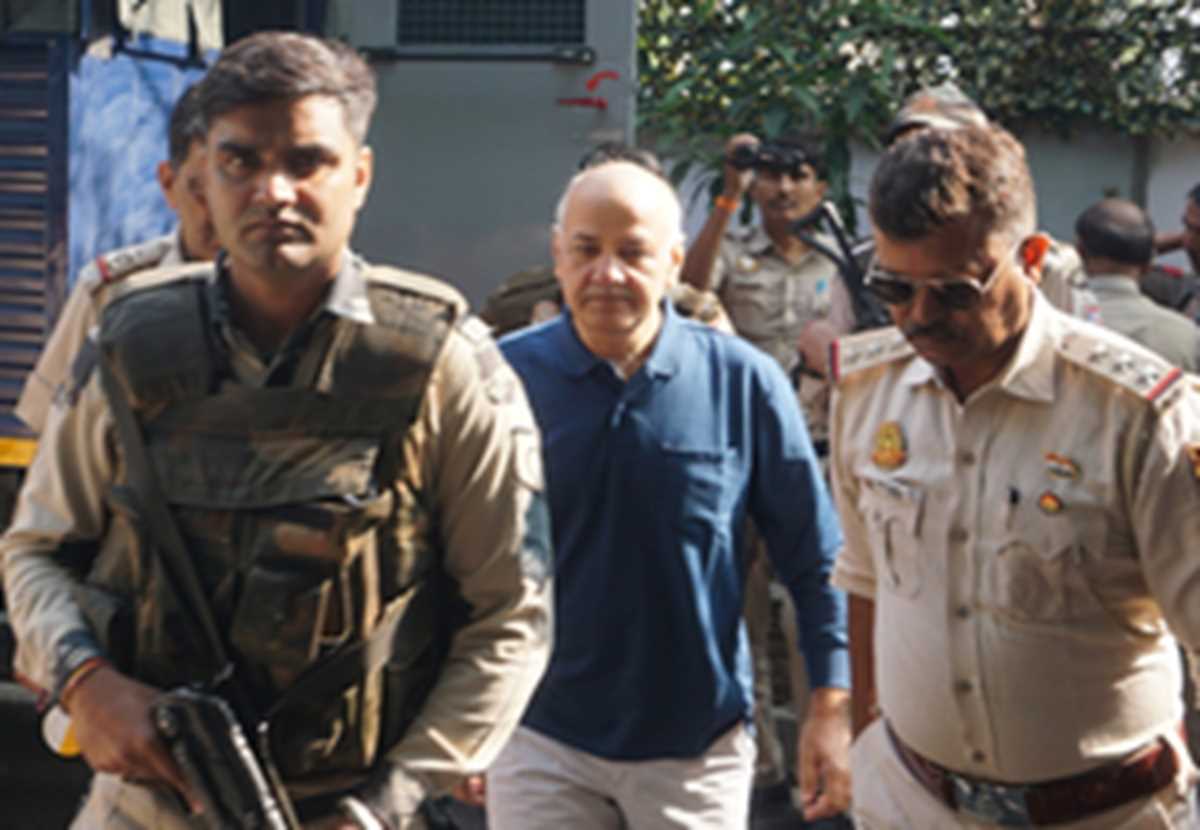 दिल्ली की अदालत ने आबकारी नीति मामले में सिसोदिया, संजय सिंह की न्यायिक हिरासत 7 मार्च तक बढ़ाई