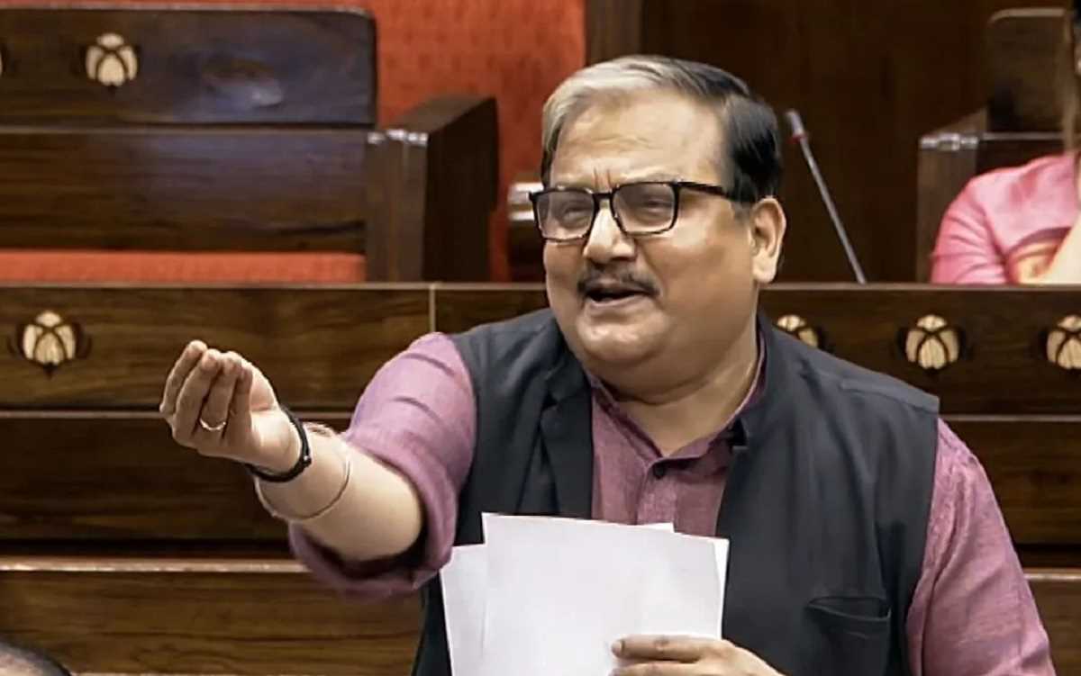 राज्यसभा में राजद सांसद ने कहा, देश में बाबाओं की फैक्ट्री है, यह बंद हो