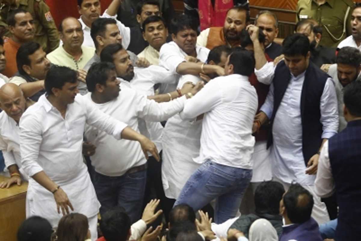 एमसीडी में हंगामा : दिल्ली पुलिस ने मामला दर्ज किया