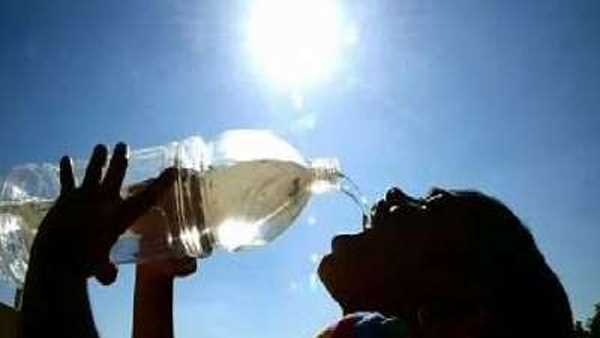 गर्म दिन : दिल्ली में पारा चढ़कर करीब 40 डिग्री सेल्सियस पर पहुंचा