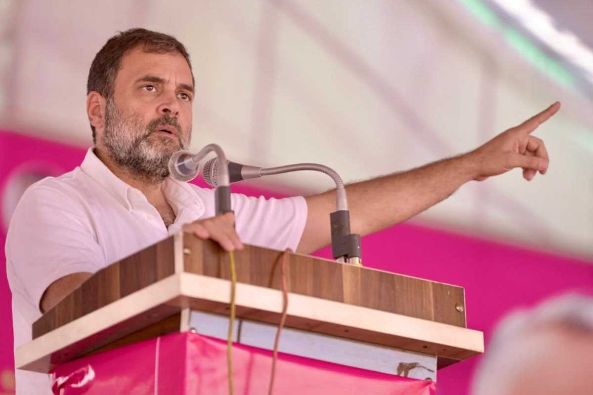 राहुल बोले- किसके हाथ में जा रहा हिंदुस्तान का पैसा