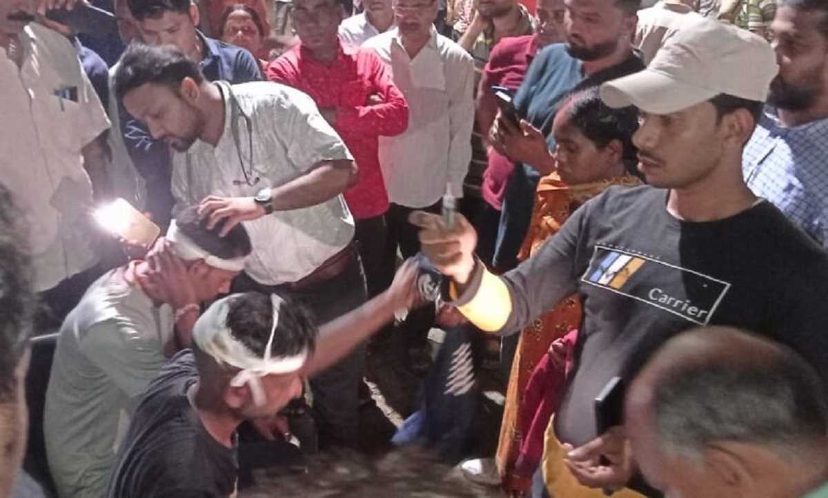 झारखंड में संबलपुर-जम्मूतवी एक्सप्रेस में भीषण डकैती, दो यात्रियों को गोली मारी