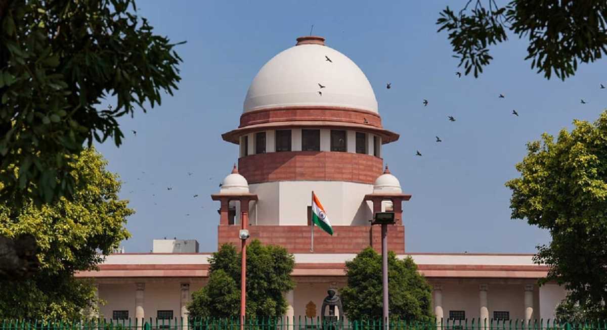 प्राथमिकी दर्ज होने, सुरक्षा दिए जाने के बाद सुप्रीम कोर्ट ने पहलवानों की याचिका पर सुनवाई बंद की प्राथमिकी दर्ज होने, सुरक्षा दिए जाने के बाद सुप्रीम कोर्ट ने पहलवानों की याचिका पर सुनवाई बंद की