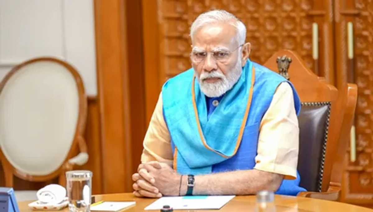 1971 वाली बर्बादी याद कर 2025 में भी खौफजदा था पाकिस्तान, ऐसे में जान बचाने के लिए लगाई सीजफायर की गुहार 1971 वाली बर्बादी याद कर 2025 में भी खौफजदा था पाकिस्तान, ऐसे में जान बचाने के लिए लगाई सीजफायर की गुहार