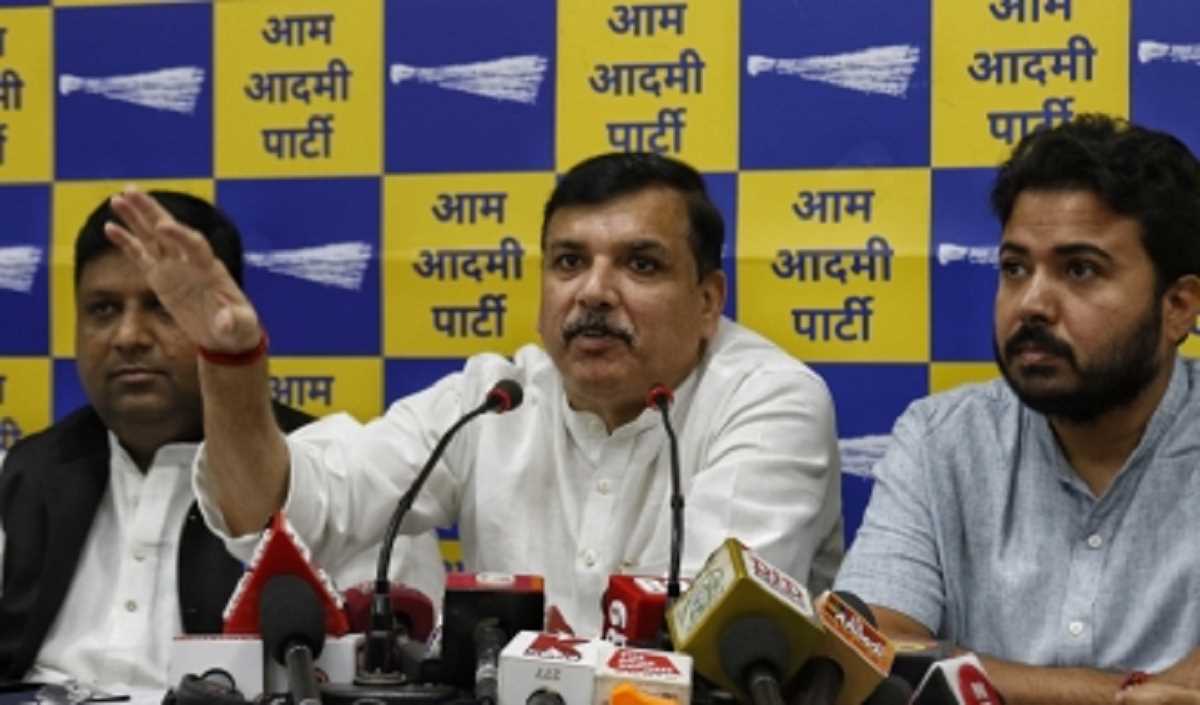 AAP आज निकालेगी तिरंगा संकल्प यात्रा, लेगी भारत को भ्रष्टाचार मुक्त बनाने का संकल्प AAP आज निकालेगी तिरंगा संकल्प यात्रा, लेगी भारत को भ्रष्टाचार मुक्त बनाने का संकल्प