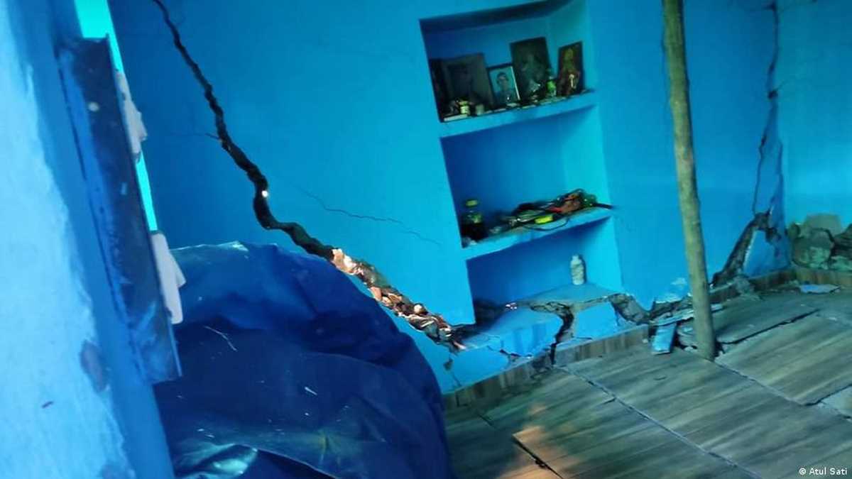 जोशीमठों की कीमत पर बिजली चाहिए या नहीं चाहिए?