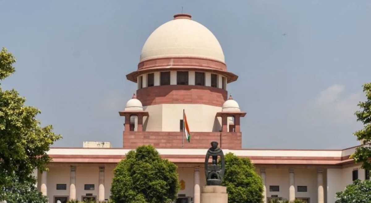 केरल में मॉक पोल के दौरान भाजपा को मिले अतिरिक्त वोट, सुप्रीम कोर्ट ने दिए जांच के आदेश केरल में मॉक पोल के दौरान भाजपा को मिले अतिरिक्त वोट, सुप्रीम कोर्ट ने दिए जांच के आदेश