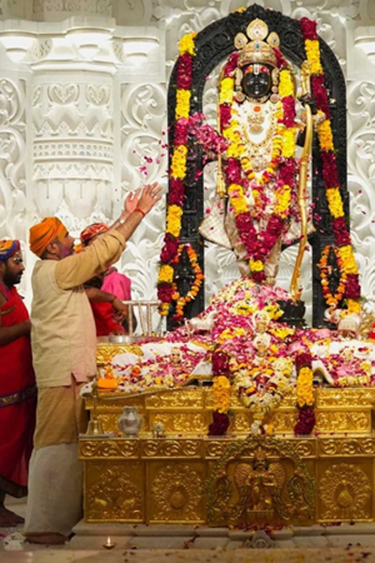 श्रद्धालु 15 से 17 अप्रैल तक 24 घंटे कर सकेंगे रामलला के दर्शन श्रद्धालु 15 से 17 अप्रैल तक 24 घंटे कर सकेंगे रामलला के दर्शन