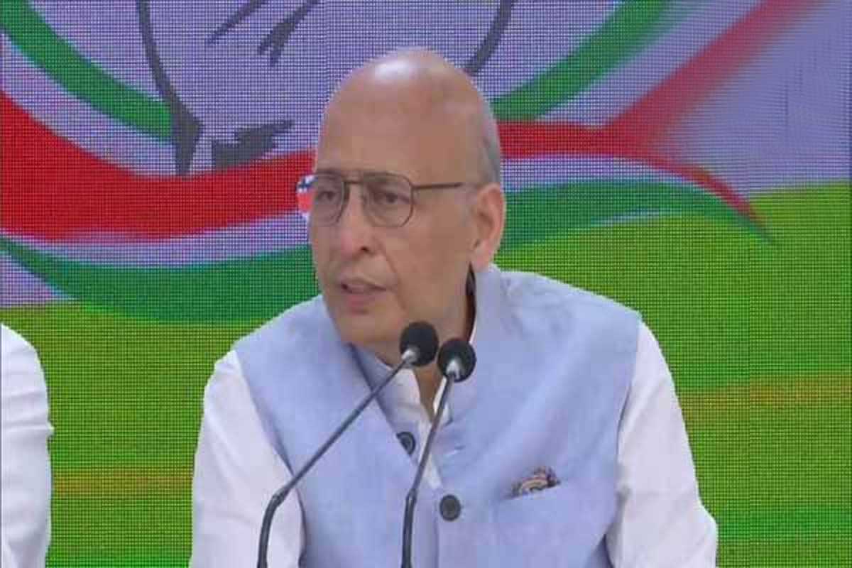 राहुल गांधी पर मानहानि का मुकदमा गैर सिद्धांतिक : सिंघवी