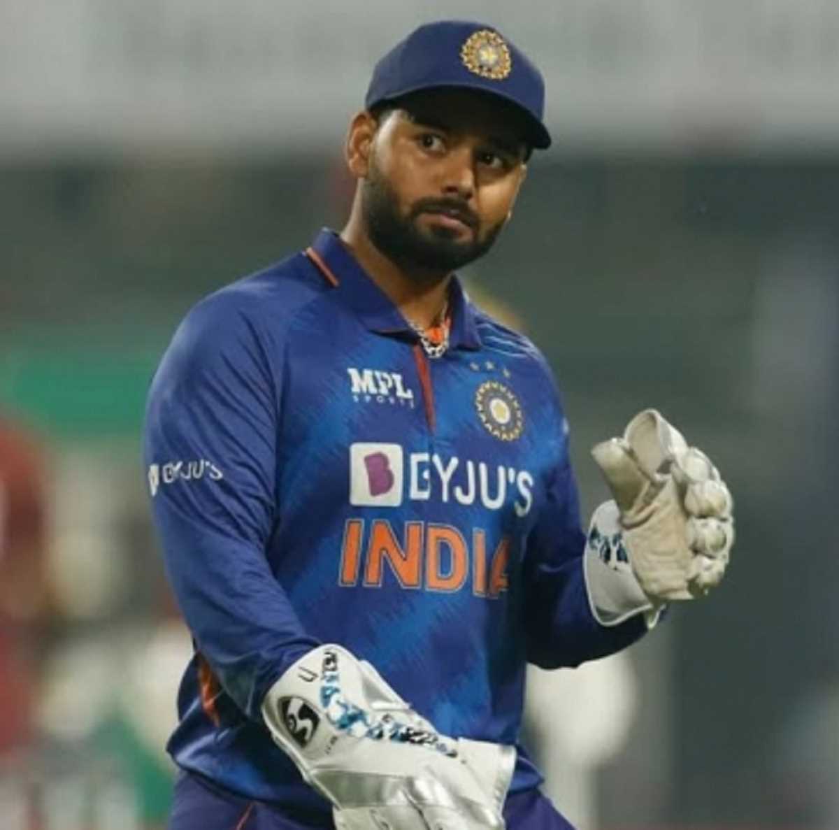 ऋषभ पंत की दुर्घटना का हवाला देते हुए केंद्र ने टीवी चैनलों के लिए जारी की एडवाइजरी ऋषभ पंत की दुर्घटना का हवाला देते हुए केंद्र ने टीवी चैनलों के लिए जारी की एडवाइजरी