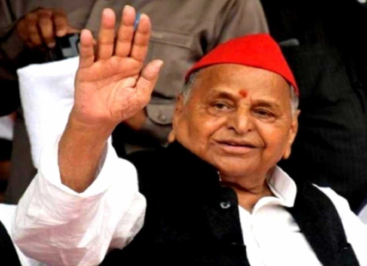 मुलायम सिंह पहलवान, शिक्षक और राजनीति के माहिर खिलाड़ी बने मुलायम सिंह पहलवान, शिक्षक और राजनीति के माहिर खिलाड़ी बने