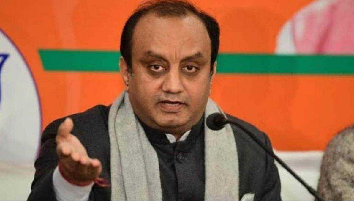 केजरीवाल सरकार पर बिजली घोटाले का आरोप लगाकर सुधांशु त्रिवेदी ने पूछे सवाल