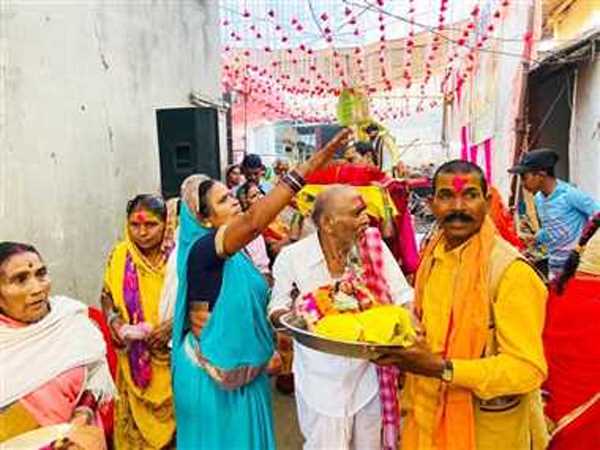 मित्र की मदद सुख-दुख से परे होकर करें : पं. गोस्वामी