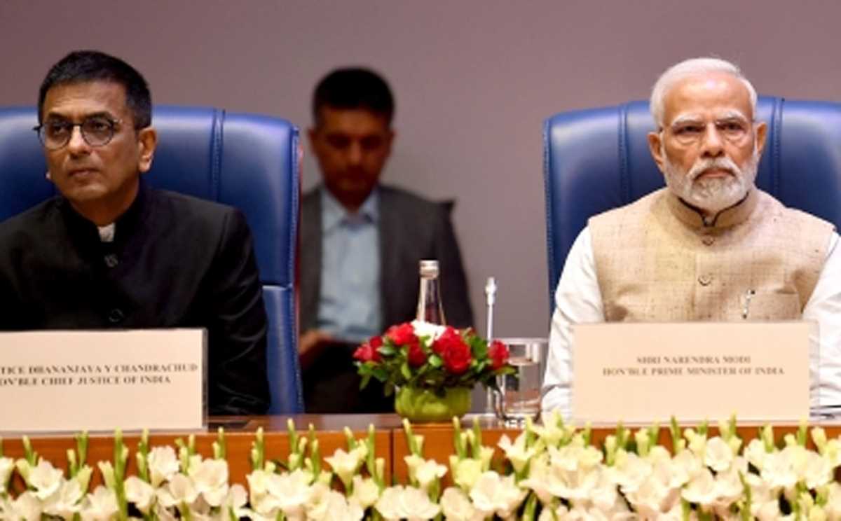 प्रधानमंत्री ने क्षेत्रीय भाषाओं में सुप्रीम कोर्ट के फैसलों के सीजेआई के विचार का स्वागत किया