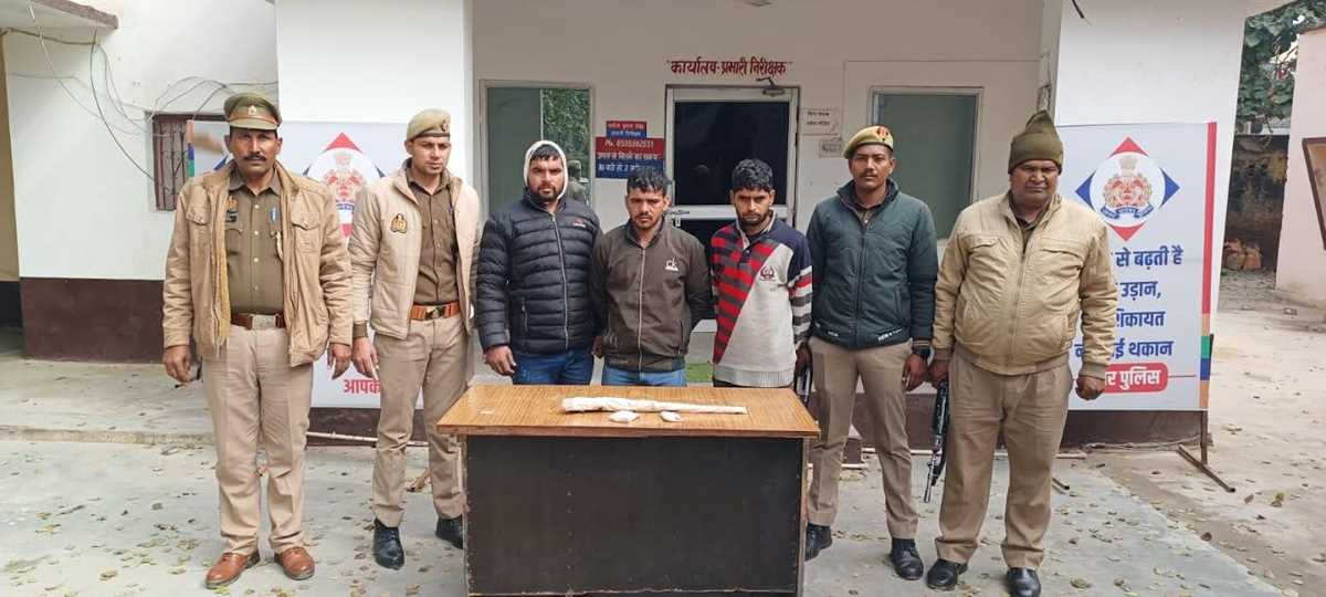 महिला को गोली मारने वाले तीन आरोपी गिरफ्तार, एक फरार महिला को गोली मारने वाले तीन आरोपी गिरफ्तार, एक फरार