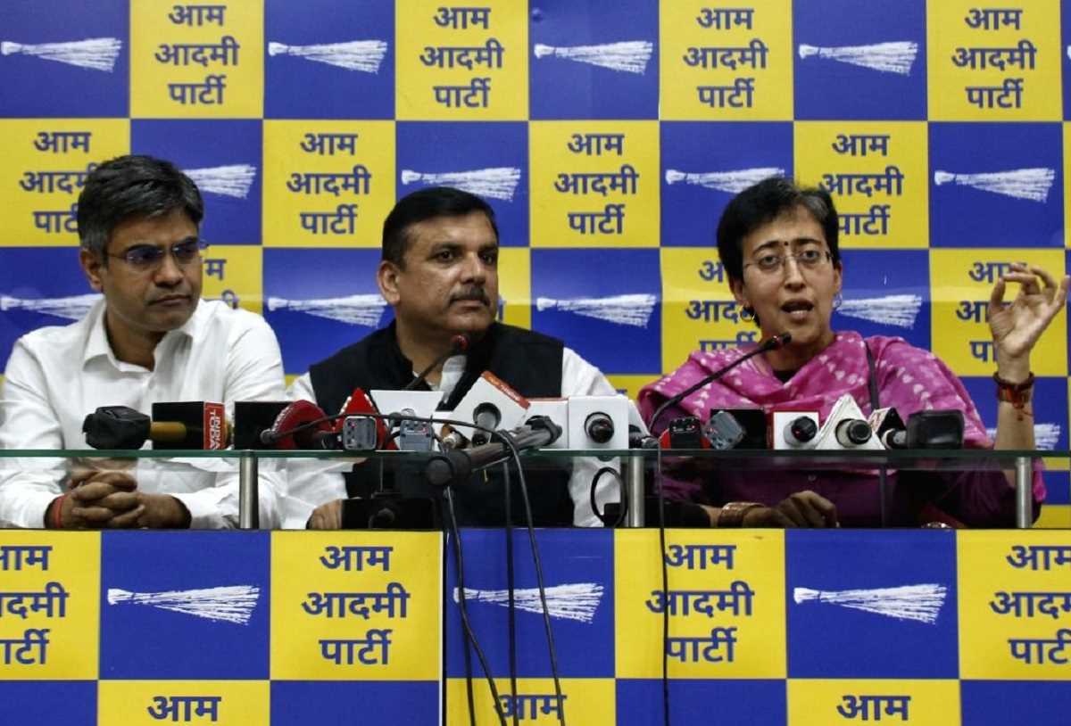 केजरीवाल के गिरते स्वास्थ्य को लेकर इंडिया ब्लॉक का जंतर मंतर पर हल्ला बोल