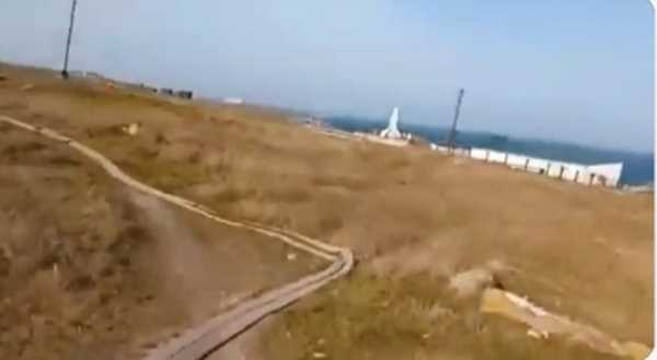 शहीद होने से पहले रूसी युद्धपोत के सामने डट कर खड़े रहे 13 यूक्रेनी सैनिक, सरेंडर का ऑफर मिलने पर रूसी अधिकारी को कहे अपशब्द