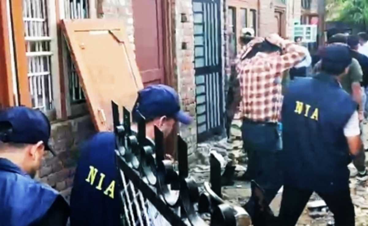 पीएफआई के दो नेताओं के खिलाफ लुक आउट सर्कुलर हुआ जारी