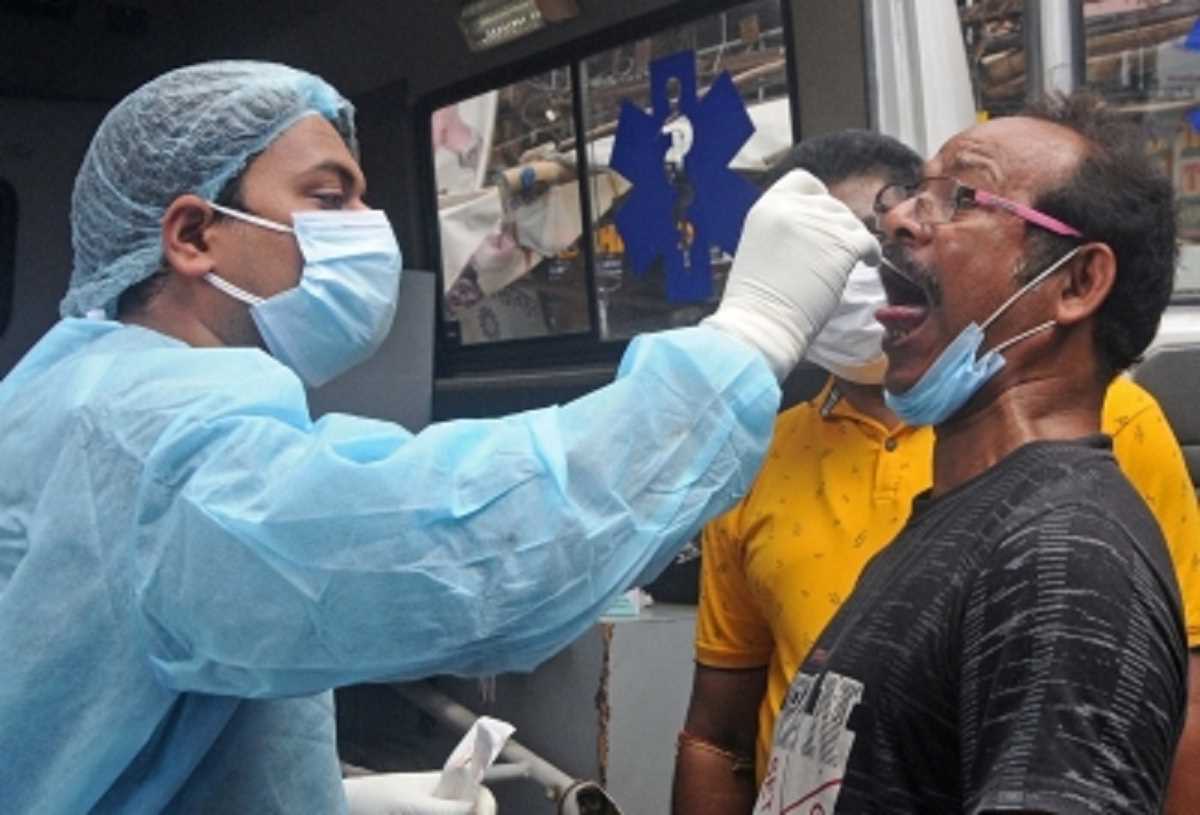 कोरोना के 15754 नए मामले मिले, एक्टिव केस हैं एक लाख से अधिक